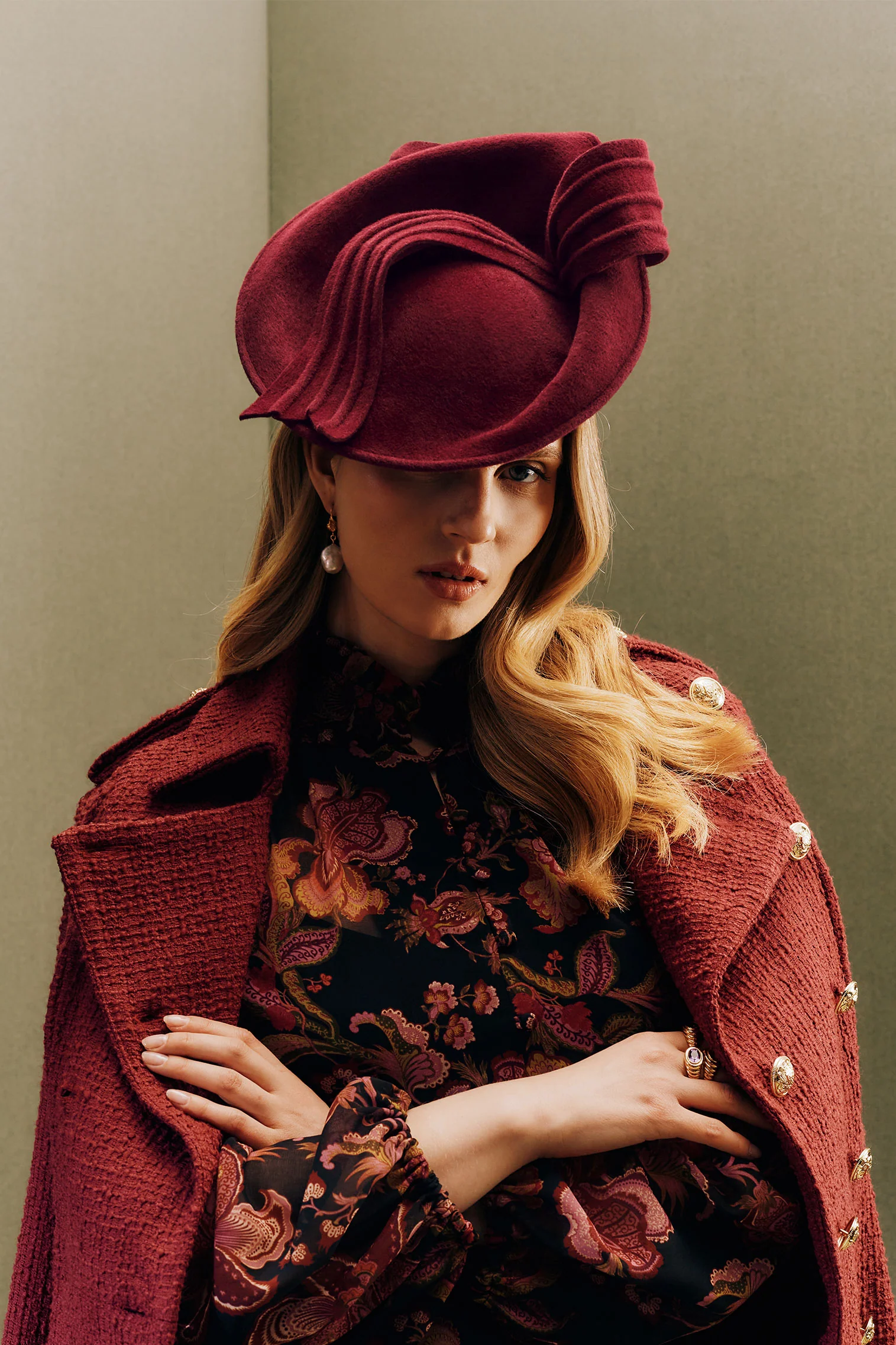 Belvedere Burgundy Percher - Image 2