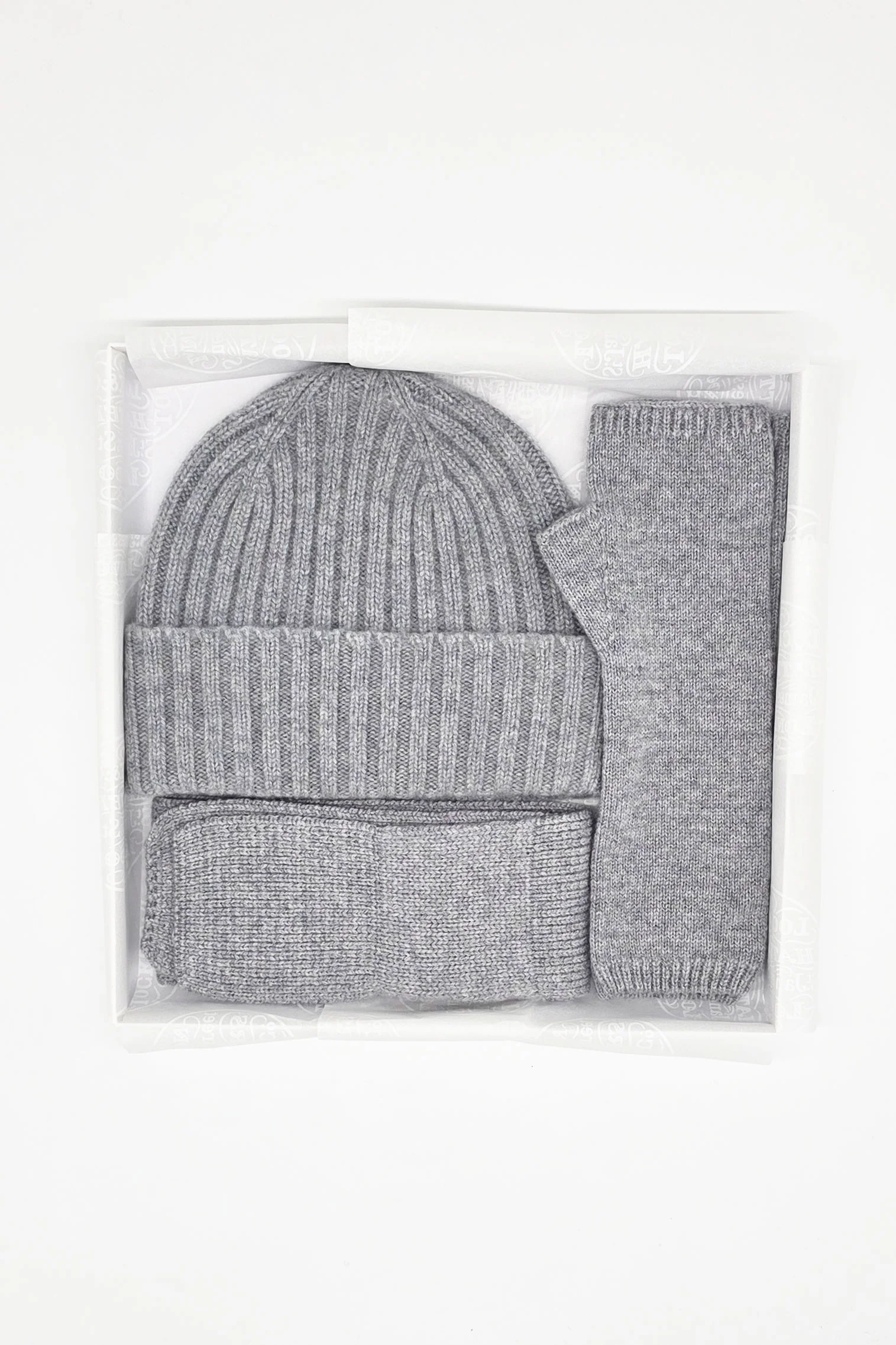 Cashmere Grey Gift Set - Image 3
