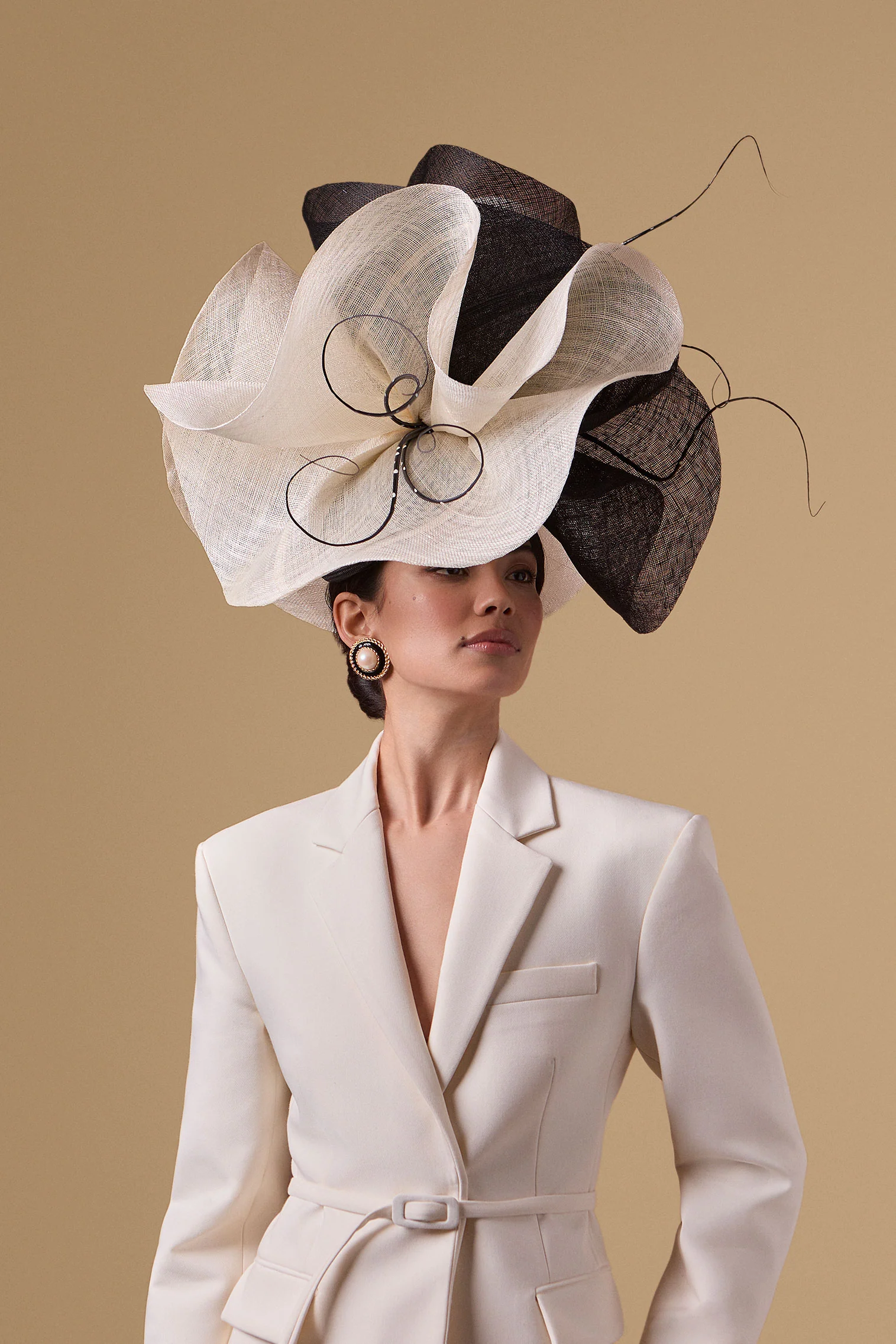 Gemini Black and White Percher Hat - Image 3
