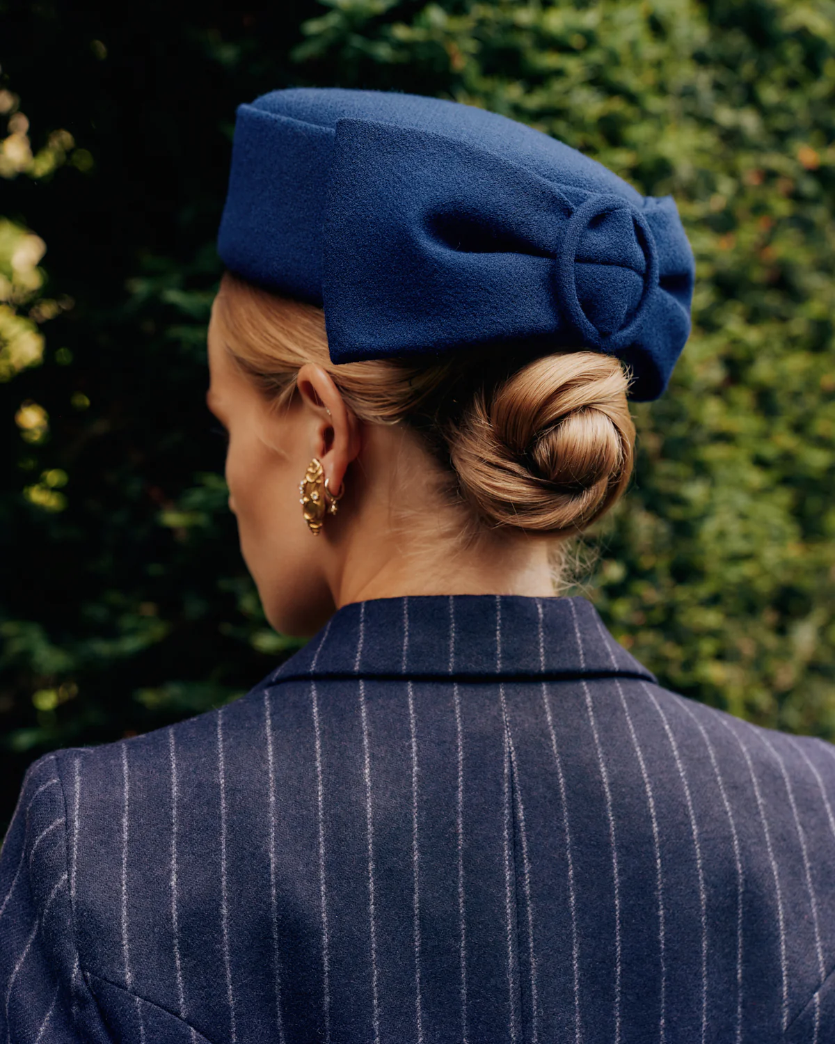 Perdita Navy Pillbox Hat - Image 3