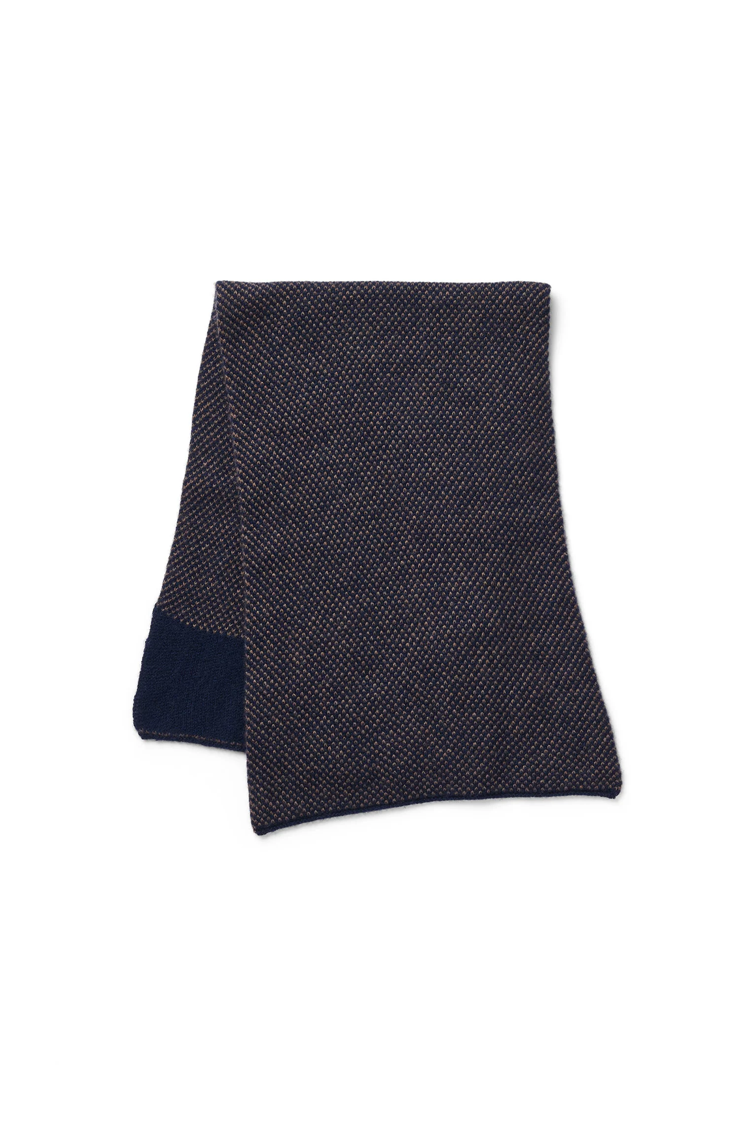 Whitebridge Neck Warmer - Image 7
