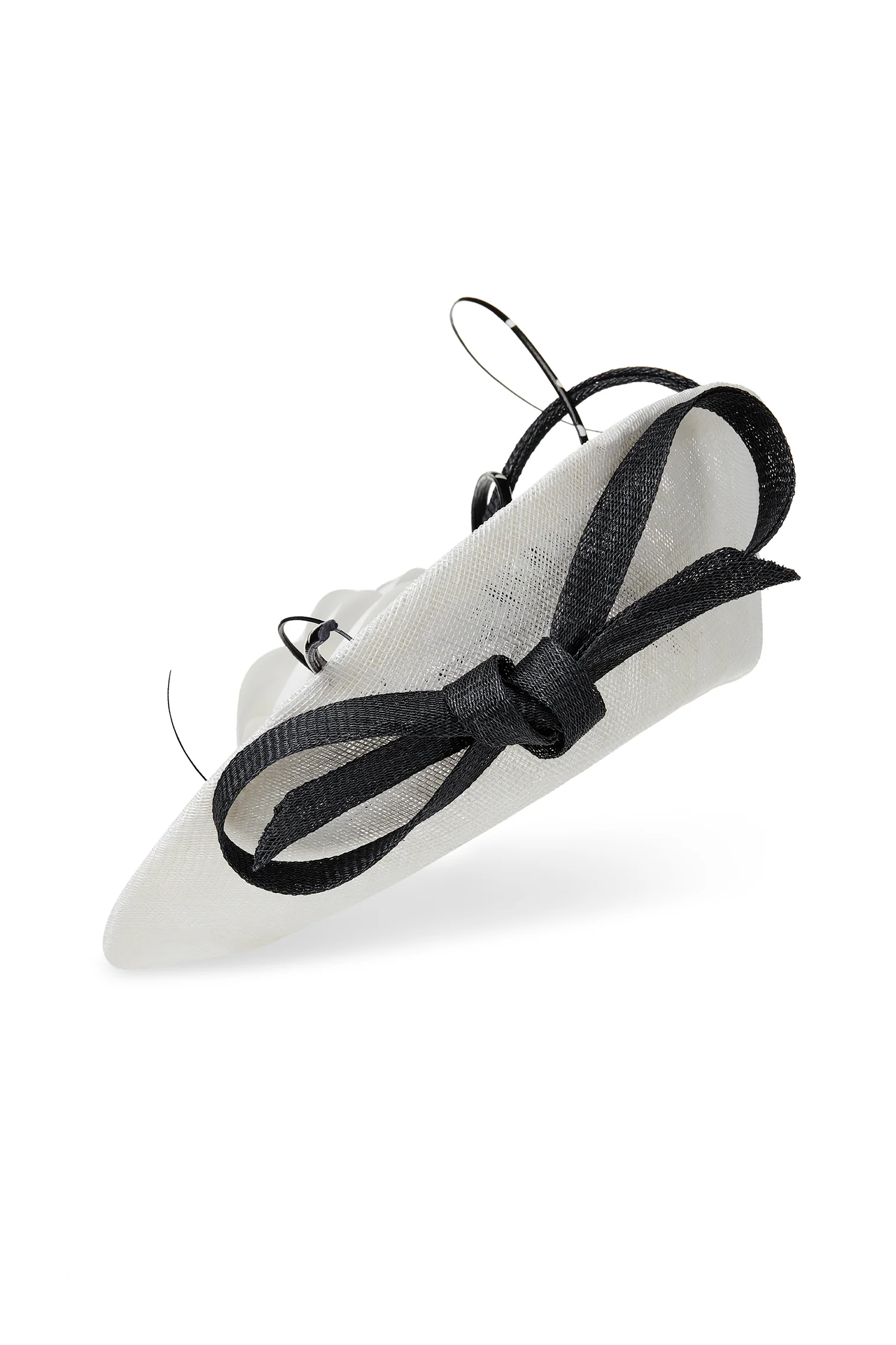 Assam White and Black Saucer Hat - Image 3
