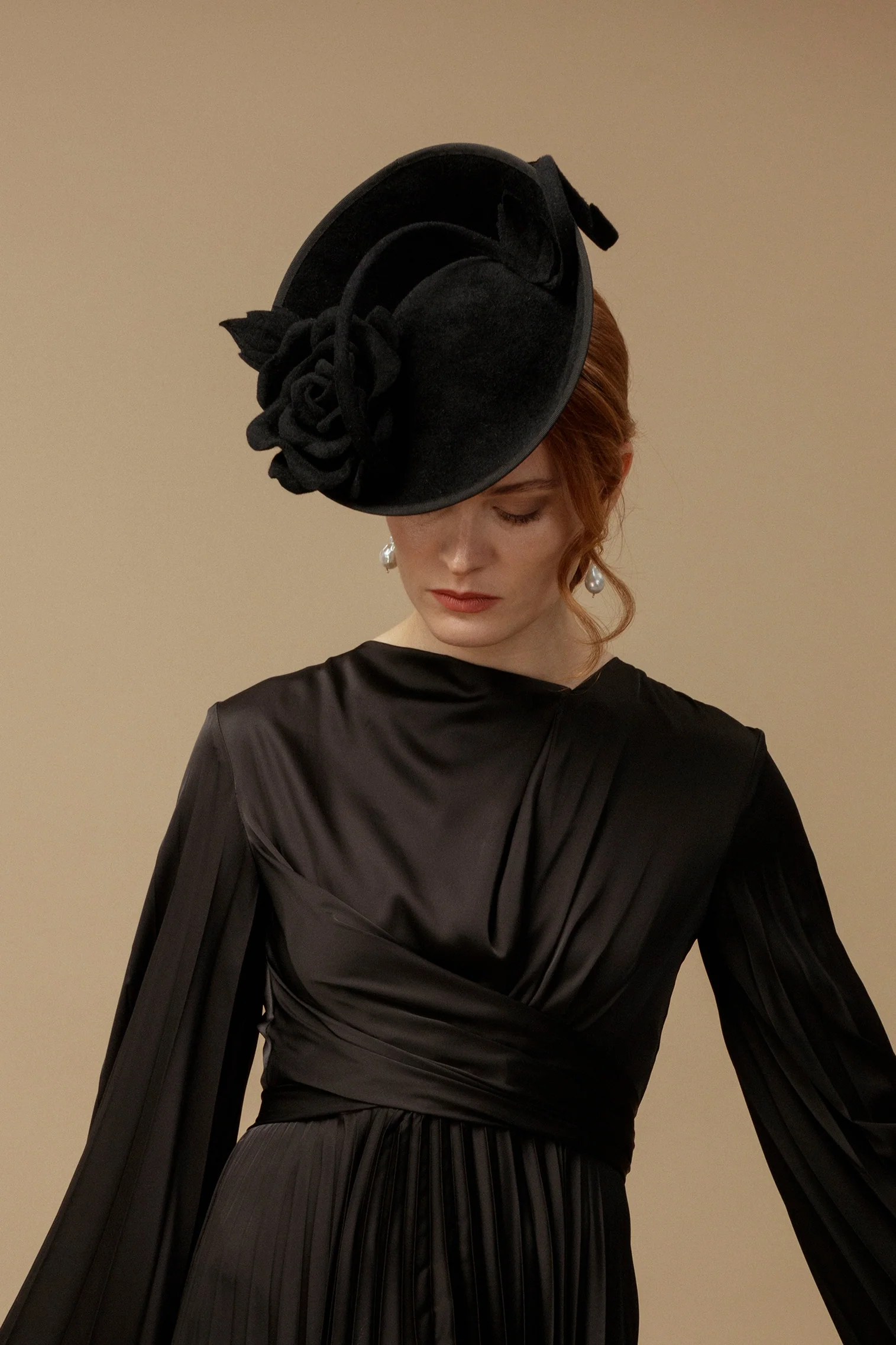 Black Belgravia Rose Hat - Image 3