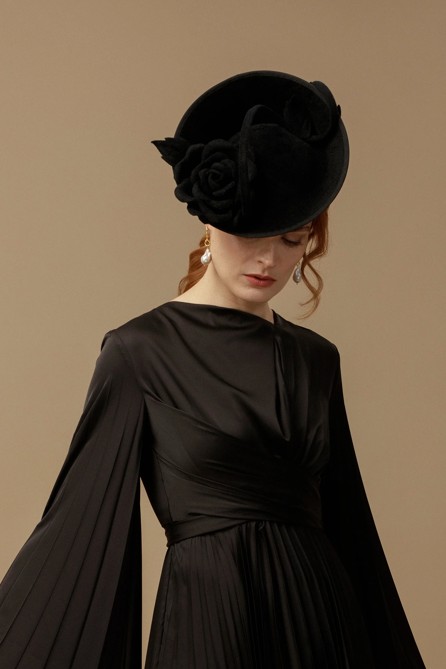 Black Belgravia Rose Hat - Image 5